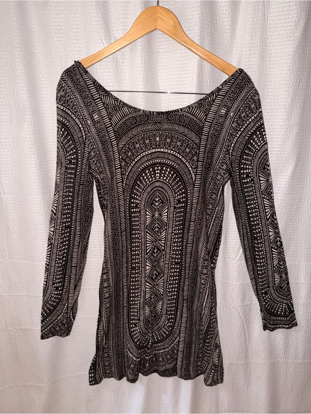Billabong Black White Cathedral Geometric Scoop Back Long Sleeve Mini Dress L